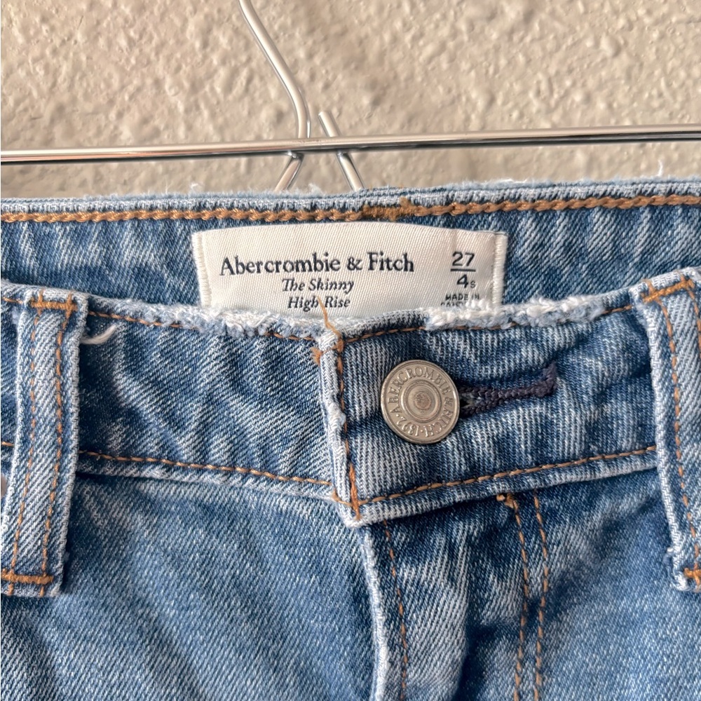 Abercrombie & Fitch The Skinny High Rise Jeans 27/4 Short